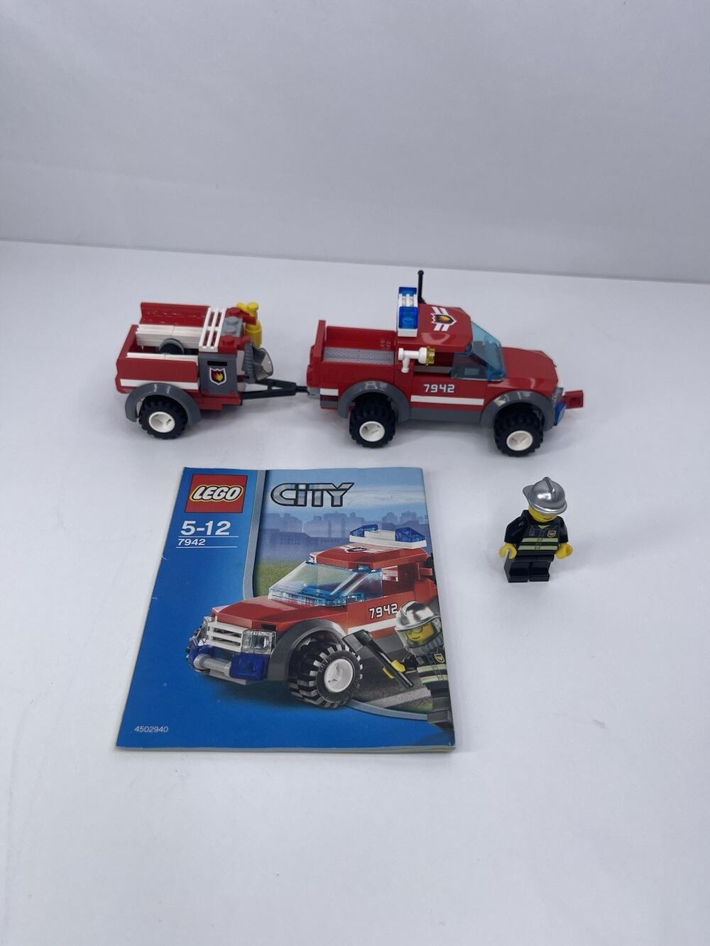 LEGO City 7942 Off Road Rescue Fire Truck Complete w/ Manual Minifig